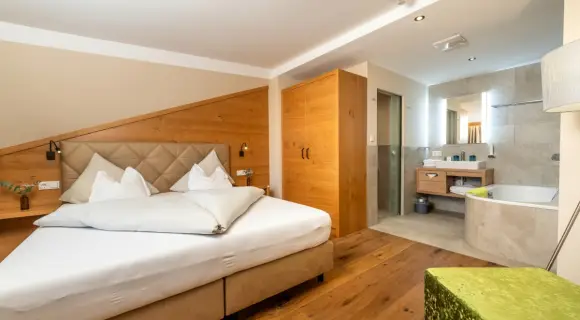 Familiensuite in Zell am See ✓ 85 m² ✓ Kinderzimmer mit Stockbett ✓ bis 8 Personen ✓ Schmittenhöhe-Blick ► Jetzt buchen!